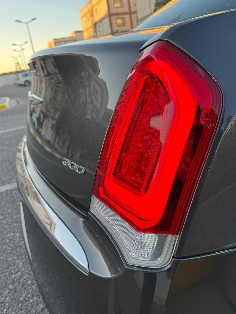 سلام علـيكم
كرايسلر اوبــامـا موديل 2019 اصل  
رقم بصره نكليزي تحويل ثاني يوم 
طابه تقرير مياء امطار وبيبان ثنين كلير 
من امريكا  بدون فتح وبدون معجون
كفاله عامه لباقي سياره جديده احله من الصور
مامشتغله. ع خط ابد  ماشيه 95 حقيقي
السعر 230 وبيه مجال  مكاني البصره.  
 رقم الهـاتف  ***********
