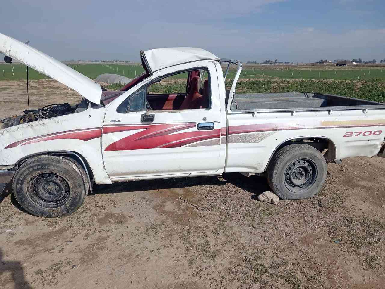 سلام عليكم تيوتا ٢٠٠١ للبيع عل حادثها سنويه ل ٢٨ مكانها سامراء ***********
