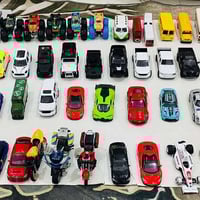 مجموعة سيارات • دراجات حديد • حجم وسط