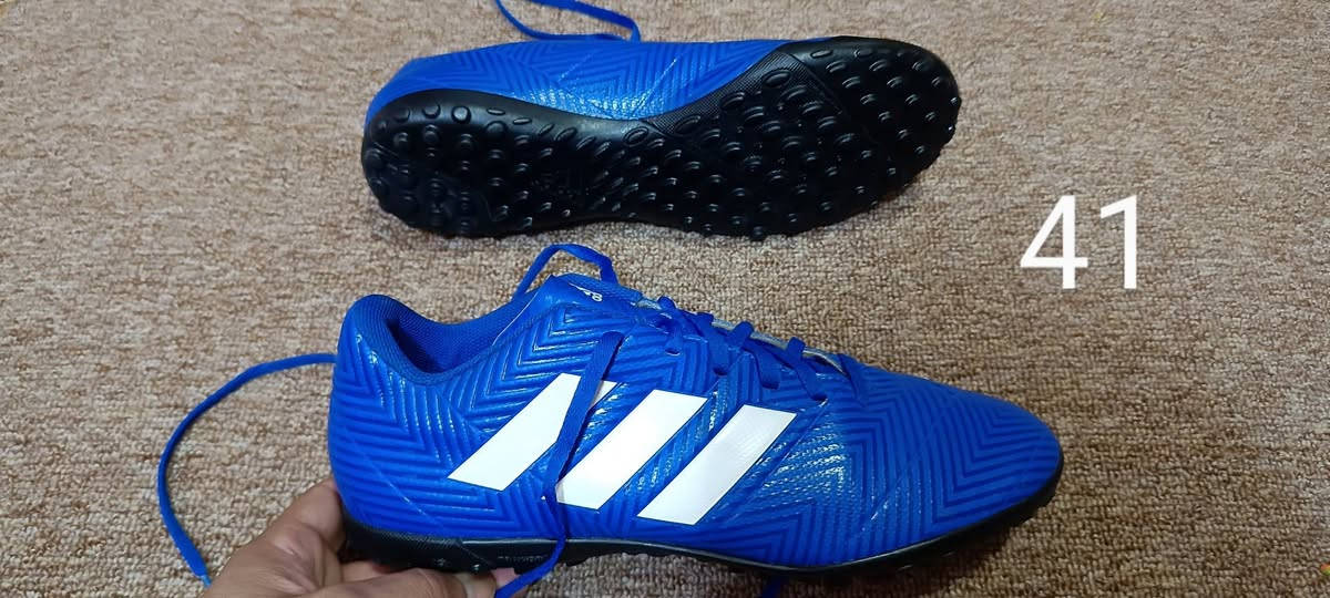 اوربي. مستخدم. وغير مستخدم


**إذا كنت صاحب هذا الإعلان وتريد حذفه لأي سبب، رجاءا أرسل رسالة إلى الدعم الفني**