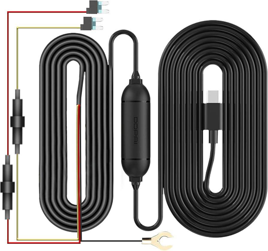 عربي:
وصلة طاقة ذكية OBD لداشكام DDPAI (موديل DC001)

 العلامة التجارية والموديل: DDPAI OBD Intelligent Hardwire Kit (Model: DC001).
 موديلات الداشكام المتوافقة: مخصص ومناسب لجميع كاميرات DDPAI التي تعمل بمنفذ طاقة Type-C، مثل:
 DDPAI Mini 5
 DDPAI Z40 / Z50
 DDPAI X5 Pro
 DDPAI Mola N3 Pro (نسخة Type-C)
 المواصفات الكهربائية: الإدخال 12V، الإخراج 5V / 2A عبر مخرج Type-C المخصص للكاميرا.
 مراقبة مواقف السيارات على مدار 24 ساعة: يتعرف الذكاء الاصطناعي في الوصلة على حالة السيارة تلقائياً، ليقوم بتفعيل وضع المراقبة والتسجيل المستمر (Time-lapse) أثناء قفل السيارة لحمايتها من الصدمات.
 نظام الحماية الخماسي (5 Safety Features): يوفر حماية متكاملة تشمل: الحماية من انخفاض الجهد، الحماية من التيار الزائد، الحماية من التماس الكهربائي (الشورت)، الحماية من التحميل الزائد، وحماية التوصيل المعكوس.
 نظام إدارة الطاقة الذكي IPS: يقوم النظام بمراقبة جهد بطارية السيارة باستمرار، ويفصل الطاقة تلقائياً عن الداشكام إذا انخفض جهد البطارية عن الحد المسموح به لحماية بطارية السيارة من النفاد.
 متوافق مع السيارات الكهربائية (EV): بفضل إمكانية التوصيل عبر منفذ OBD، يمكن استخدام هذا الطقم بأمان وسهولة في السيارات الكهربائية الحديثة.
 ملاحظة مهمة: هذه الوصلة تأتي برأس Type-C فقط، ولا تتوافق مباشرة مع الكاميرات القديمة التي تستخدم منفذ Micro-USB.

کوردی:
کیتی وایەری ژیری OBD بۆ داشکامی DDPAI (مۆدێلی DC001)

 براند و مۆدێل: DDPAI OBD Intelligent Hardwire Kit (Model: DC001).
 داشکامە گونجاوەکان: تایبەتە بەو داشکامانەی DDPAI کە دەرچەی هێزی Type-C بەکاردێنن، وەک:
 DDPAI Mini 5
 DDPAI Z40 / Z50
 DDPAI X5 Pro
 DDPAI Mola N3 Pro (وەشانی Type-C)
 تایبەتمەندی ته‌زوو: ڤۆڵتیەی چوونەژوورەوە 12V و چوونەدەرەوە 5V / 2A، کە لە ڕێگەی وایەری جۆری Type-C ڤۆڵتیە بۆ داشکامەکە دابین دەکات.
 چاودێری 24 کاتژمێری پارککردن (24h Parking Monitoring): بە شێوەیەکی زیرەک دۆخی ئۆتۆمبێلەکە دەناسێتەوە؛ کاتێک پارک دەکەیت، داشکامەکە دەخاتە سەر دۆخی چاودێری و تۆمارکردنی کاتی (Time-lapse recording) بۆ پاراستنی سەیارەکە لە هەر کێشەیەک.
 سیستەمی پاراستنی پێنجی (5 Safety Protection Features): خاوەنی پێنج جۆر پاراستنی سەرەکییە: پاراستن لە دابەزینی ڤۆڵتیە، تەزووی زیادە، شۆڕتی کارەبایی، بارگرانی کارەبا، و پێچەوانە بەستنی وایەرەکان.
 سیستەمی IPS بۆ پاراستنی پاتری: سیستەمێکی ناوخۆیی هەیە کە بەردەوام چاودێری ڤۆڵتیەی پاتری سەیارەکە دەکات. ئەگەر ڤۆڵتیەی پاترییەکە لەو ڕێژەیەیە کەمتر بێت کە لە ئەپی DDPAI دیاریت کردووە، خۆکار کارەبا دەبڕێت بۆ ئەوەی پاتری سەیارەکە دانەبەزێت.
 گونجاو بۆ سەیارەی کارەبایی (EV): بەهۆی بەستنی لە ڕێگەی دەرچەی OBD، ئەم کیتە بە تەواوی بۆ ئۆتۆمبێلە کارەباییە نوێیەکانیش گونجاوە.
 تێبینی گرنگ: ئەم کیتە تەنها بۆ ئەو داشکامانەیە کە فیشەی Type-C دەخوێننەوە. بۆ ئەو مۆدێلانەی فیشەی کۆنی Micro-USB بەکاردێنن گونجاو نییە. السليمانية, العراق


**إذا كنت صاحب هذا الإعلان وتريد حذفه لأي سبب، رجاءا أرسل رسالة إلى الدعم الفني**