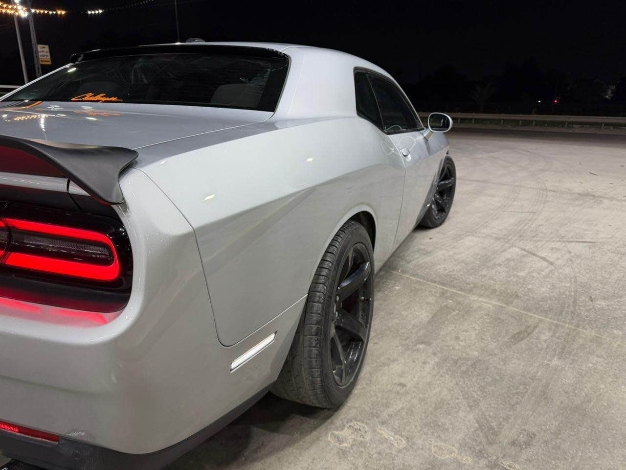 سلام عليكم 
جالنجر Gt
موديل ٢٠٢٣
بيها ٣قطعه صبغ 
ماشيه ١٩ الف 
سعر١٨٣ بيها  مجال 
مكان السياره كركوك 
رقم اربيل 
رقم *********** كركوك, العراق
