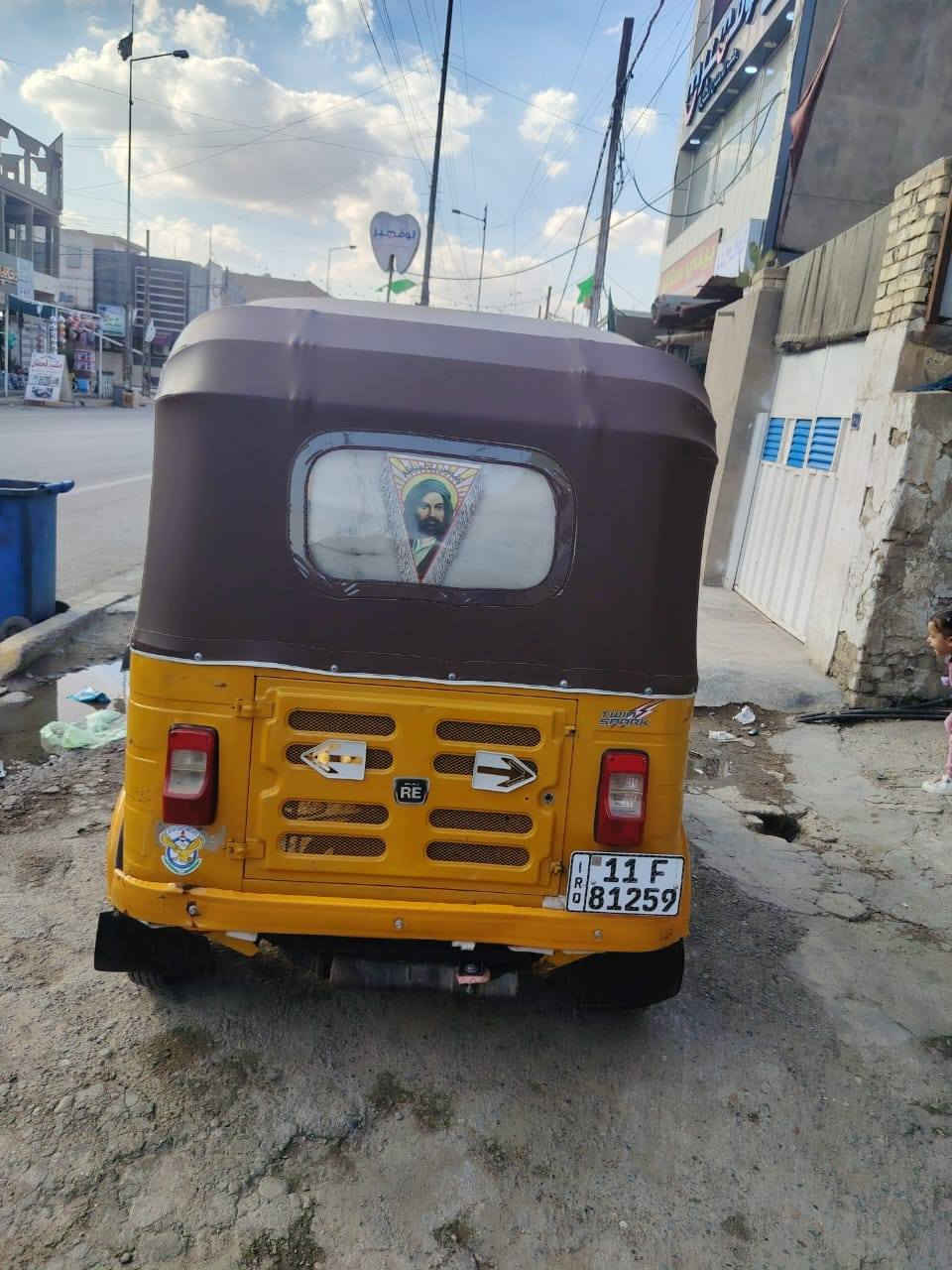 تكتك لبيع موديل 19 نظيفه خير من الله سعر 6مليون و250الف وبيها مجال حك جيه عنوان بغداد كماليه رقم ***********
