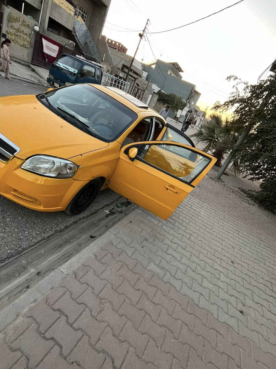 السلام عليكم افيو موديل 2008سياره كير محرك خير من الله كير اوتماتيك تبريد تدفئه شاشه كهربائيات كامل شغاله سمعات بلاديه السعر ٢٢$وبي مجال العنوان كركوك ***********
