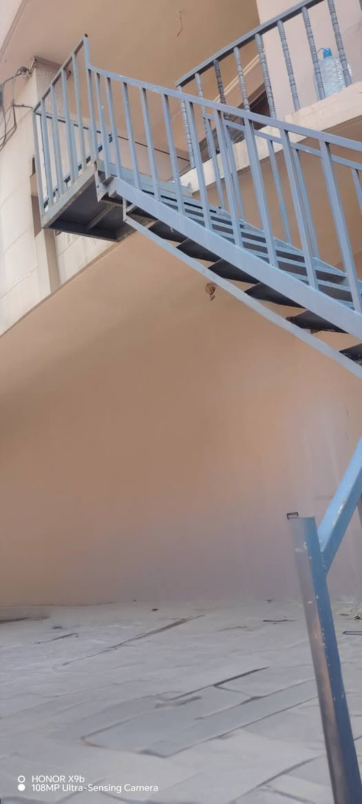 للبيع درج خارجي
حديد جكر بليت دبل صحن. قوي جداً ومتين، 
 السعر 400$ فقط – فرصة ممتازة للجادين!
📍 المكان: أربيل – عنكاوا 108
📩 للتواصل: خاص


**إذا كنت صاحب هذا الإعلان وتريد حذفه لأي سبب، رجاءا أرسل رسالة إلى الدعم الفني**