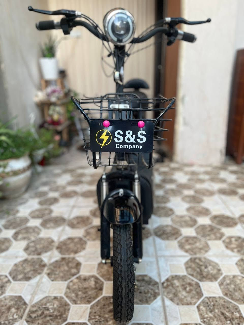 بيع ماطور شحن 250 الف وبيه مجال (بطارية جديده والماطور بجودة ونظافة)


**إذا كنت صاحب هذا الإعلان وتريد حذفه لأي سبب، رجاءا أرسل رسالة إلى الدعم الفني**