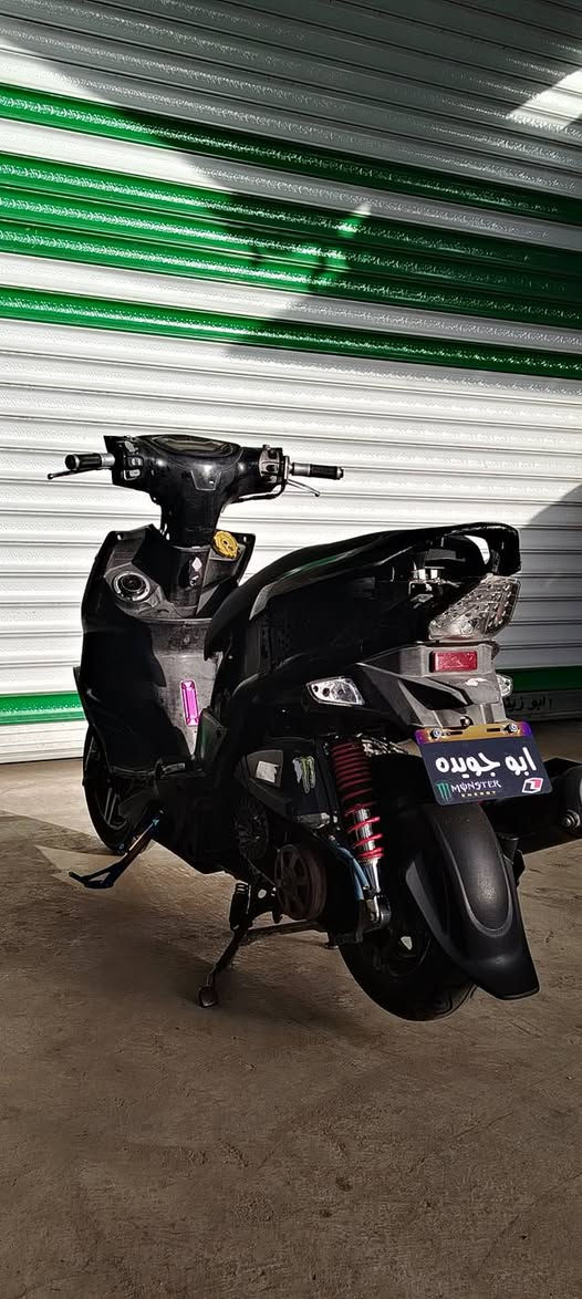 للبيع جيتي ار ابيعلك لعب كفراتها موجوده نقص بس بجم بيها ويل نجمه اصلي. صدر اصلي تزويدات بسيطه شلعه ومعدل تخبل  سعر 850 وبيها مجال قليل مكان زعفرانيه  ***********
