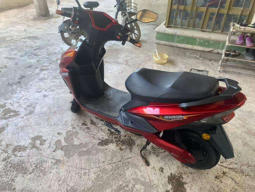 السلام عليكم من مرخصة الادمن للبيع دراجه شحن سكنس ع فحص بطاريات فول 10 السعر 500 وبيها مجال قليل .
***********
