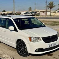 دوج كرفان 2011 امريكي كلين تايتل بيها صبغ جاملغ خلفي فقط بدون دواخل بد...