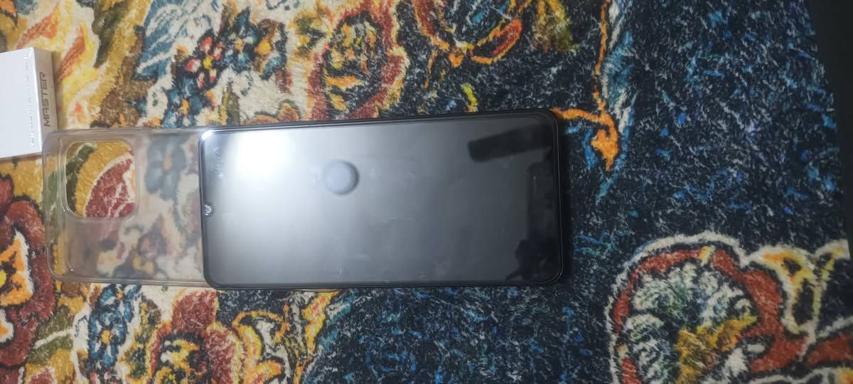 السلام عليكم ريلمي نوت 70
ذاكره 256
جديد صارله ١٠ ايام مستخدم 
السعر ١٦٠ وبي مجال بسيط
***********
