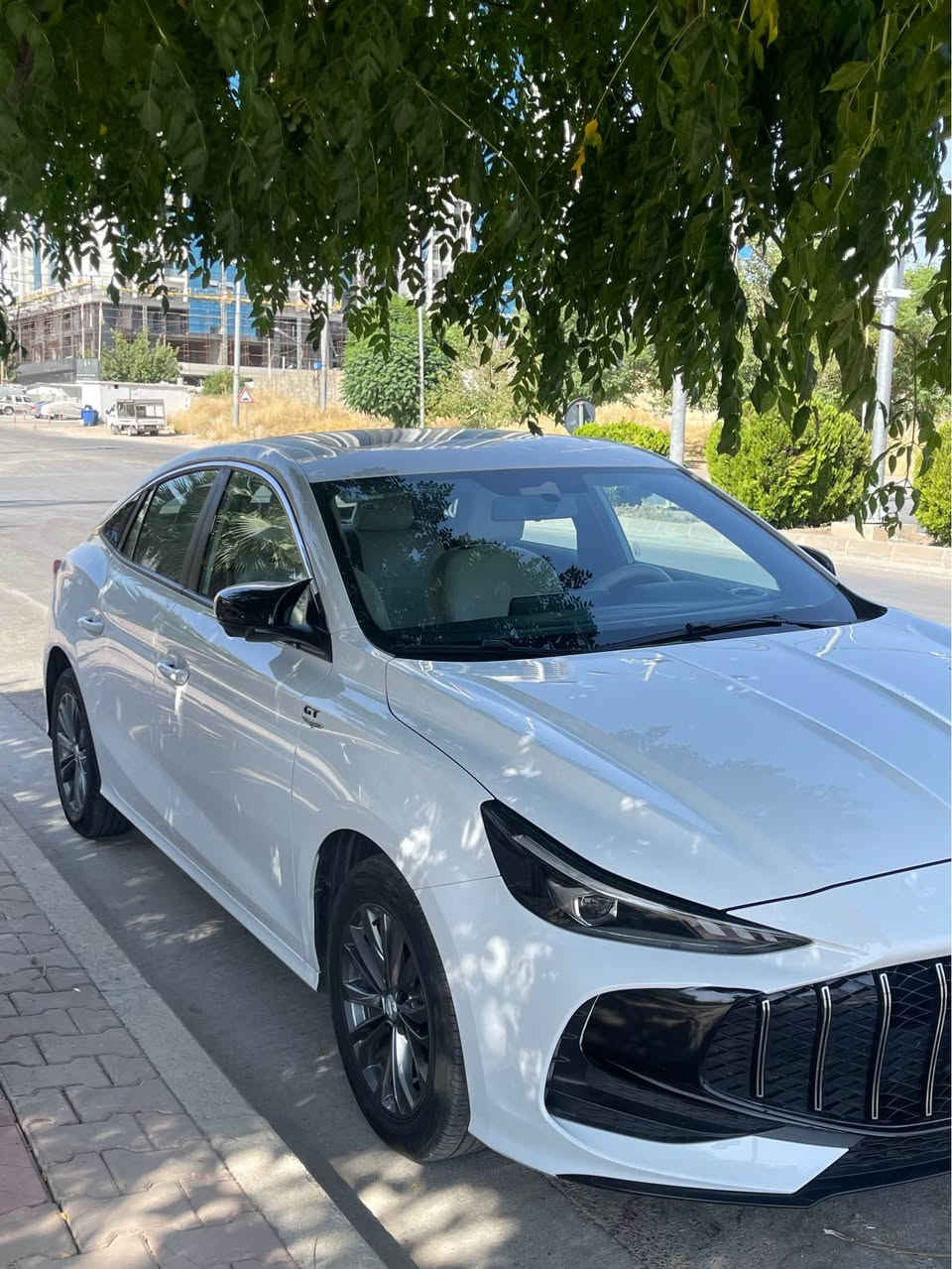 Mg gt2025 
فوول مواسەفات 
بۆیاخ تەنک 
٢٠ هەزار ڕۆشتووە 
شاشە ئەکتیڤ و عەرەبی ، بەرمەجەی دیلکۆ ، ڕۆنی تازە گۆڕە و جوانکاری بۆ کراوە بلاجکتۆر و  تاقم کوشنی تێگیراوە گاعی سەر دۆسە و سنوق ، ئاوێنە باتمان و باڵ و زۆر شتی تر
بۆیاخ و سارد و pdr نیە یەک چاڵی هەیە 
نرخی کۆتای ١٢١$
*********** السليمانية, العراق
