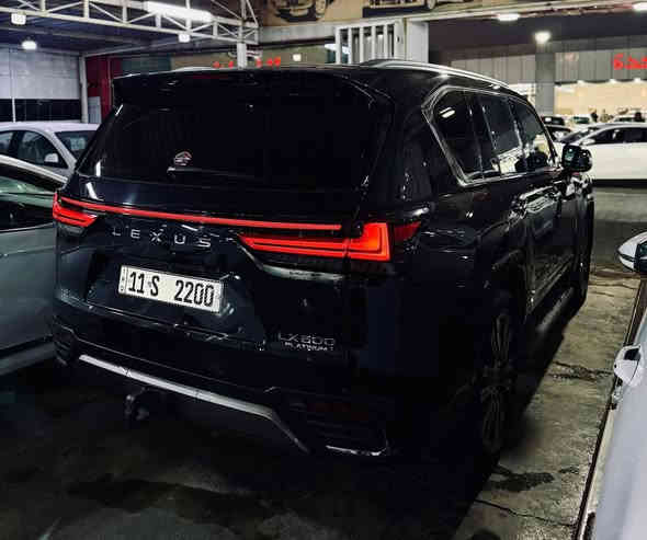 #ريتاج_لتجارة_السيارات

‏LEXUS LX 600 Platinum — 2024
 
➖ ضمان شركة لكزس بغداد ✔️
➖ محرك 3500 تون تيربو 
➖ مقاعد جلد لون أحمر فاخر
➖ شاشات خلفية
➖ أبواب شفط
➖ 7 راكب 
➖ مغلفة ppt بلكامل 
➖ مستخدم العداد 41.000 k.m

عنوان الشركة📍.. بغداد - معارض البياع - الشارع الرئيسي

اوقات الدوام جميع ايام الاسبوع 
من الـ 10 صباحاً الى الـ 9 مساءً  

للاستفسار يرجى الاتصال على الارقام الاتية 📱:
 
***********📲
*********** 📲

📲‏‭***********‬
***********📲

📲‏‭***********‬
***********📲
