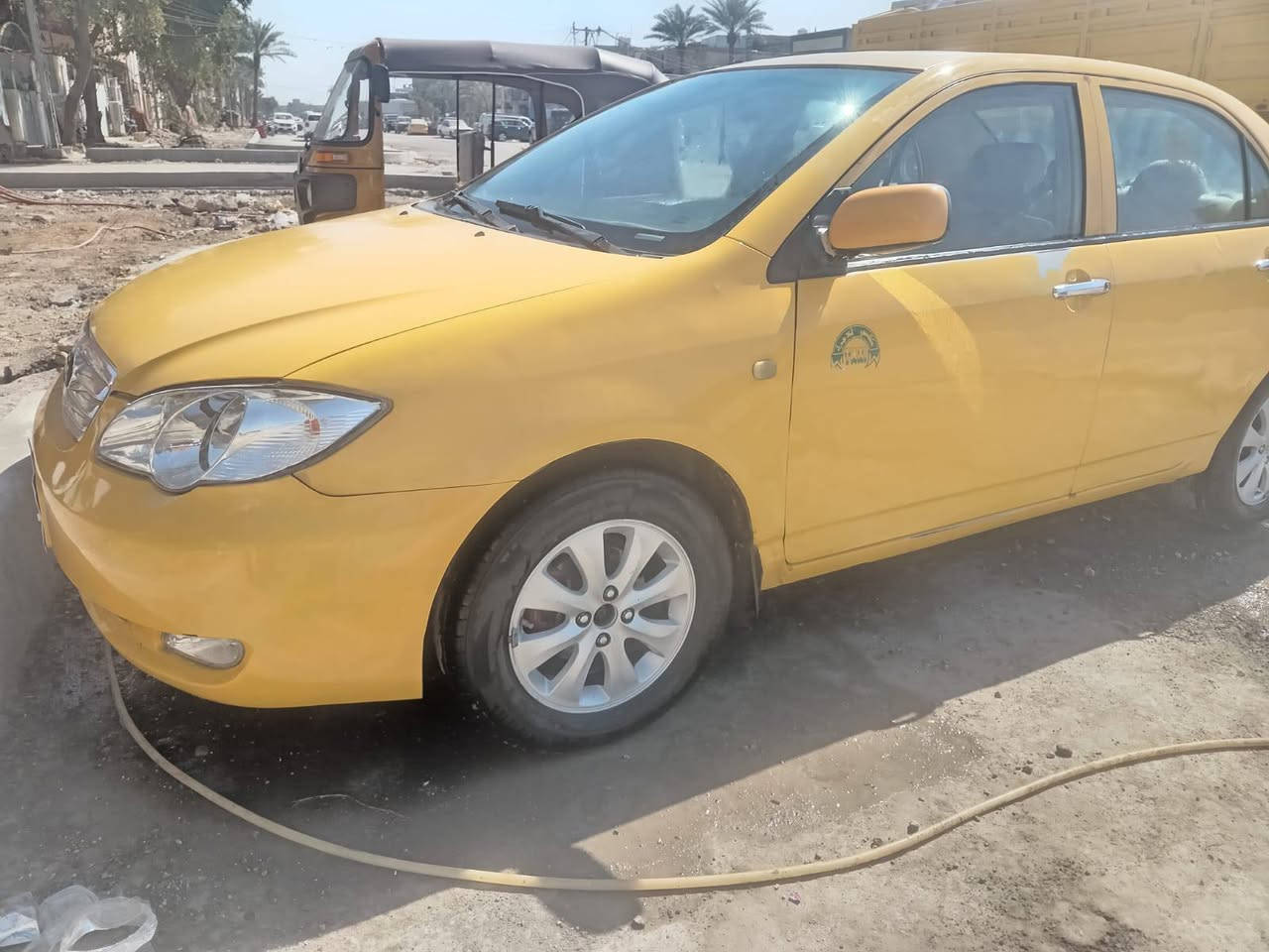 سلام عليكم سياره بيوايدي2013سياره جاهز من كلشي مكينه كير كل جديد تنفى تبريد كل عل وضع الشركه تخم تاير جديد السعر43رقم***********
