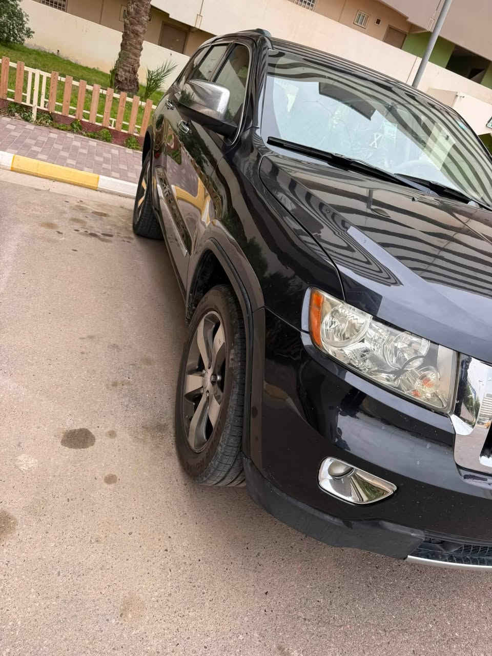 جيب لاريدو ٢٠١٣ بيهه ٣ قطع صبغ باسمي مكينه وكير كفاله مكان بغداد زيونه *********** السعر ١٣٥ قفل سنويه وهزه وقم جديد قبل شهر حولتهه
