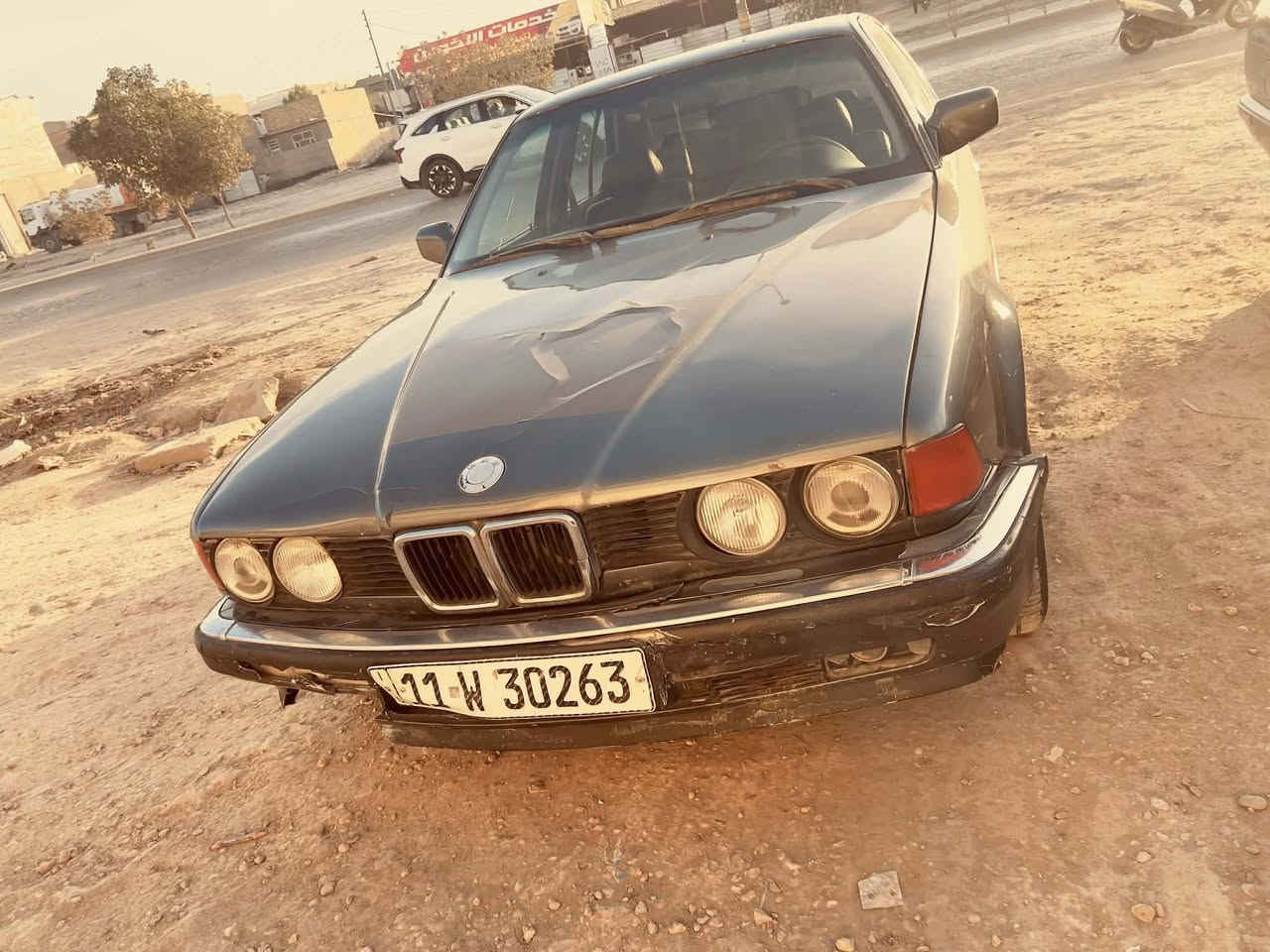 ‏‎مساكم الله بالخير
‏‎💣⚔️الحلال للبيع للبيع 
‏BMW730iمفتوح مودي1991
‏
‏‎السيار بيه طخات الجاملغ وره السايق والبنيد صبغ واكع والدعاميه مكسوره بس هذني نوقصها 
‏‎السياره جاهزه من كلشي من غير الي ذكرتهن 
‏‎السياره رقم بغداد انكليزي تحويل ثاني يوم 
‏‎مكينه وكير وحداديه وتبريد كارتون بيه شلعه تاكل الكاع فتحه تخم تاير كله جديد و جاهز و شغال وترايك  وين ما تريد وكلشي موضح بلصور

 
‏‎⚙️⚔️المواصفات:؛
🧨 فتحه سقف
‏‎🧨مكينه 3500مفتو
‏‎🧨ايرباك
‏‎🧨دبل جكمجه
‏‎🧨تخم ويل خليه حجم ١٥ 

السعر.  55$ وبيه مجال 
‏‎مكان السياره النجف الاشرف
‏‎  والشراي يتصل وبي خير ويدلل (***********)
