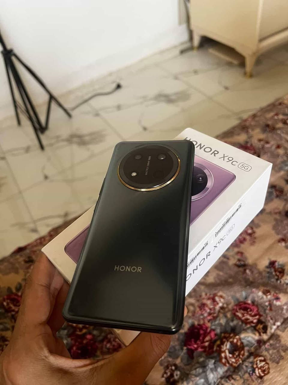 هونر اكس تسعه سي ذاكره 256 بطاريه 6600  تدعم الشحن السريع عشوائيه 12 نضيف وما مفتوح ابد شحنه يضل يوم كامل  كامل ملحقات  رايده مراوس بايفون  من ١١ برو ماكس فما فوق مكاني نجف


**إذا كنت صاحب هذا الإعلان وتريد حذفه لأي سبب، رجاءا أرسل رسالة إلى الدعم الفني**