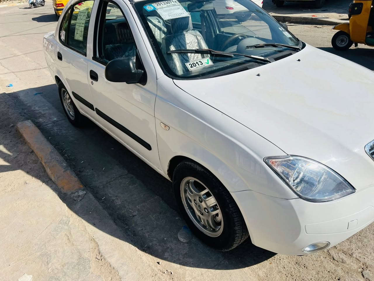 سلام عليكم للبيع طيبة موديل 2013 السيارة مكية كير حداديةشواصي كلة مكفول لسيارة بيهة مكانات صبغ اثر خياس رقم انكليزي السعر 38  مكاني نهايت حي اور هاتف ***********
