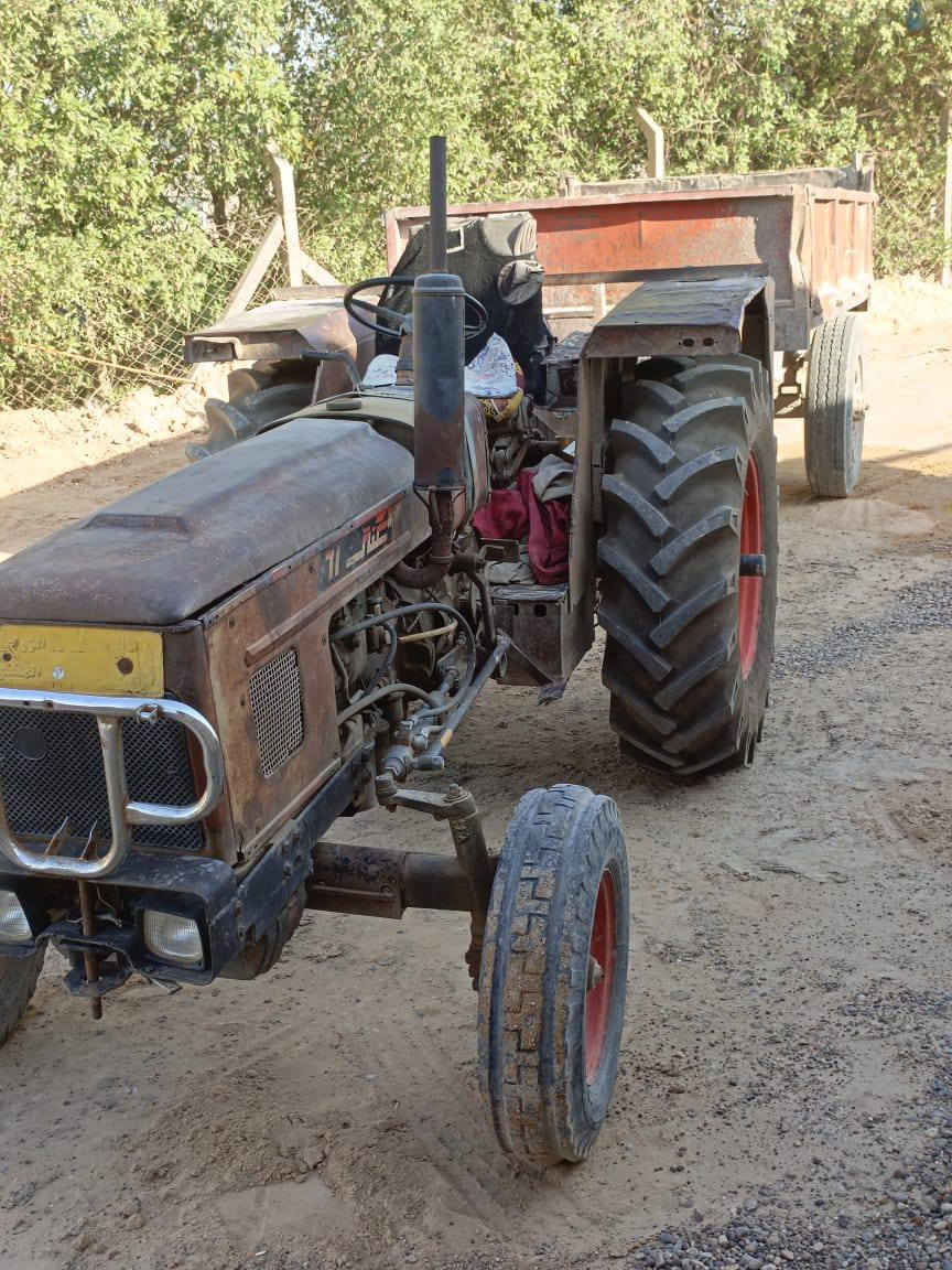 مكينه عنتر 71للبيع مكينه وكير وبور ورفع خير من الله موديل 86وراه عربانه رقم مثنى مداور للاتصال على الرقم ***********المكان نجف
