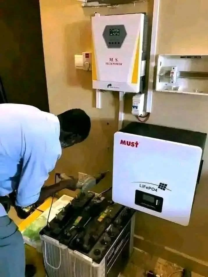 ريح نفسك من قطوعات الكهرباء متوفر لدينا الان منظومه منزليه متكامله فيها 4الواح جينكو 550 وات اثنين بطاطير 200 امبير ومحول 4كيلو التكلفه 2,800 
طريقه الدفع التقسيط 
القصد الاول 400الف مقدمه شامله للتوصيل والترحيل والتركيب لي ضمان المنظومه وبنسبة لي باقي المبلغ تدفع كل شهر بتدفع 300الف لمده 8 شهور.             التواصل واتساب فقط0965445816


**إذا كنت صاحب هذا الإعلان وتريد حذفه لأي سبب، رجاءا أرسل رسالة إلى الدعم الفني**