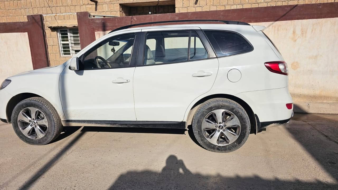 سنتافي ٢٠١٢
سنتافي ٢٠١٢ خليجي نص مواصفات ٣ قطع تبريد وسلايت ومرايا شفط وتكمات بالستيرن + اربع تايرات جدد ورقم والسنوية جديد لنهاية ٢٠٢٩ محرك ٤ سلندر السيارة كلين بدون دعم وبدون صبغ فقط قابخ المكينة مفتوح بشرط لا صرف ولا نفخ مكان السيارة موصل قضاء سنجار رقم صاحب سيارة *********** السعر ١٥٠ ومجال
4×4
