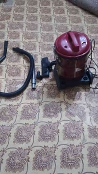 مكنسة كهربائية • أجهزة منزلية