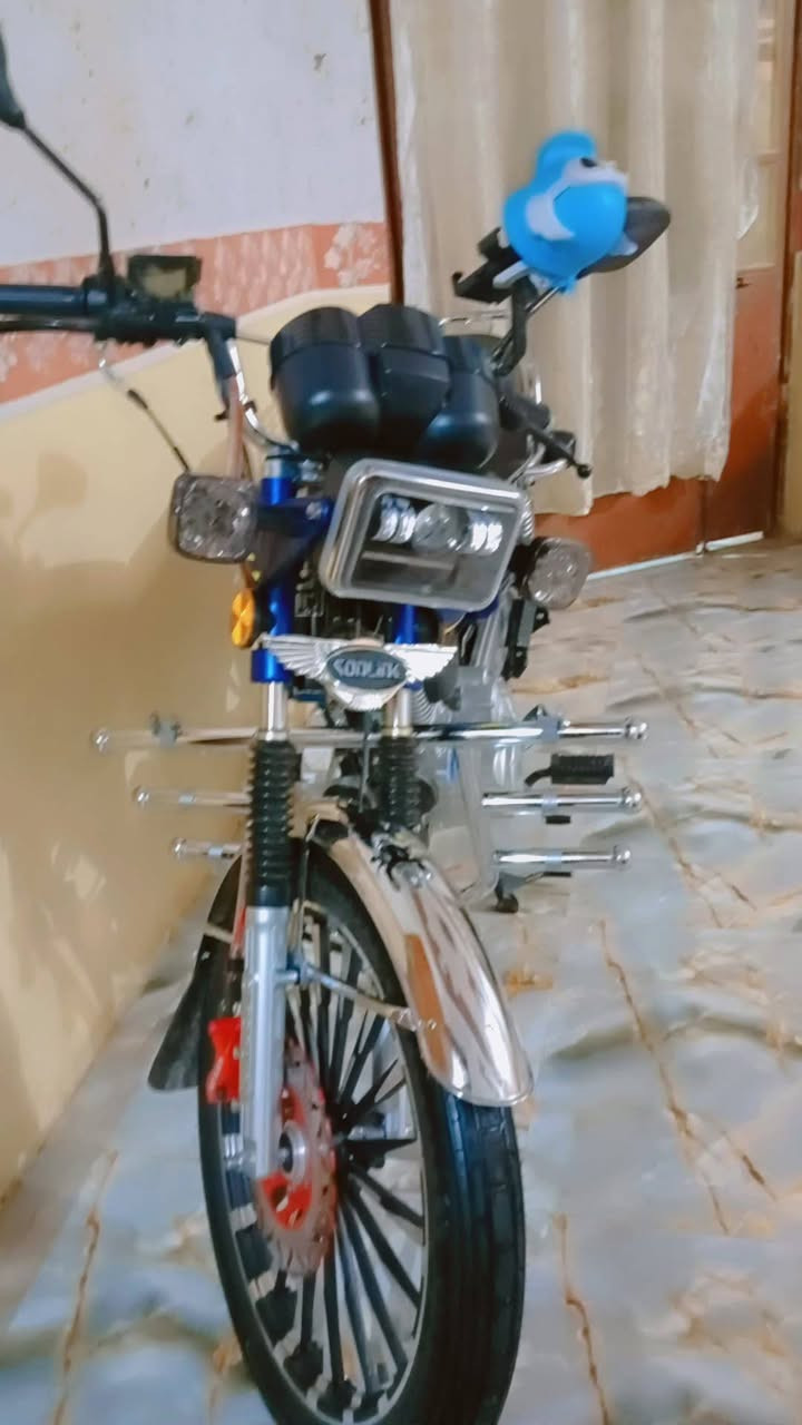 ‏سلام عليكم دراجة للبيع سيفان سونك موديل25 بلادية خير من الله أي نقص ما بها مكاني شهربان /الحساويه العواره
 ‏سعر خاص رقم الهاتف ***********
