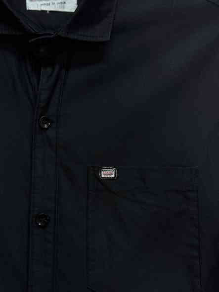 قميص سوبر كريم 
القياس  M
النظافه 💯/💯  

يوجد توصيل 🚚 (بغداد -محافظات )
☎️رقم الهاتف :***********

للحجز -دايركت
