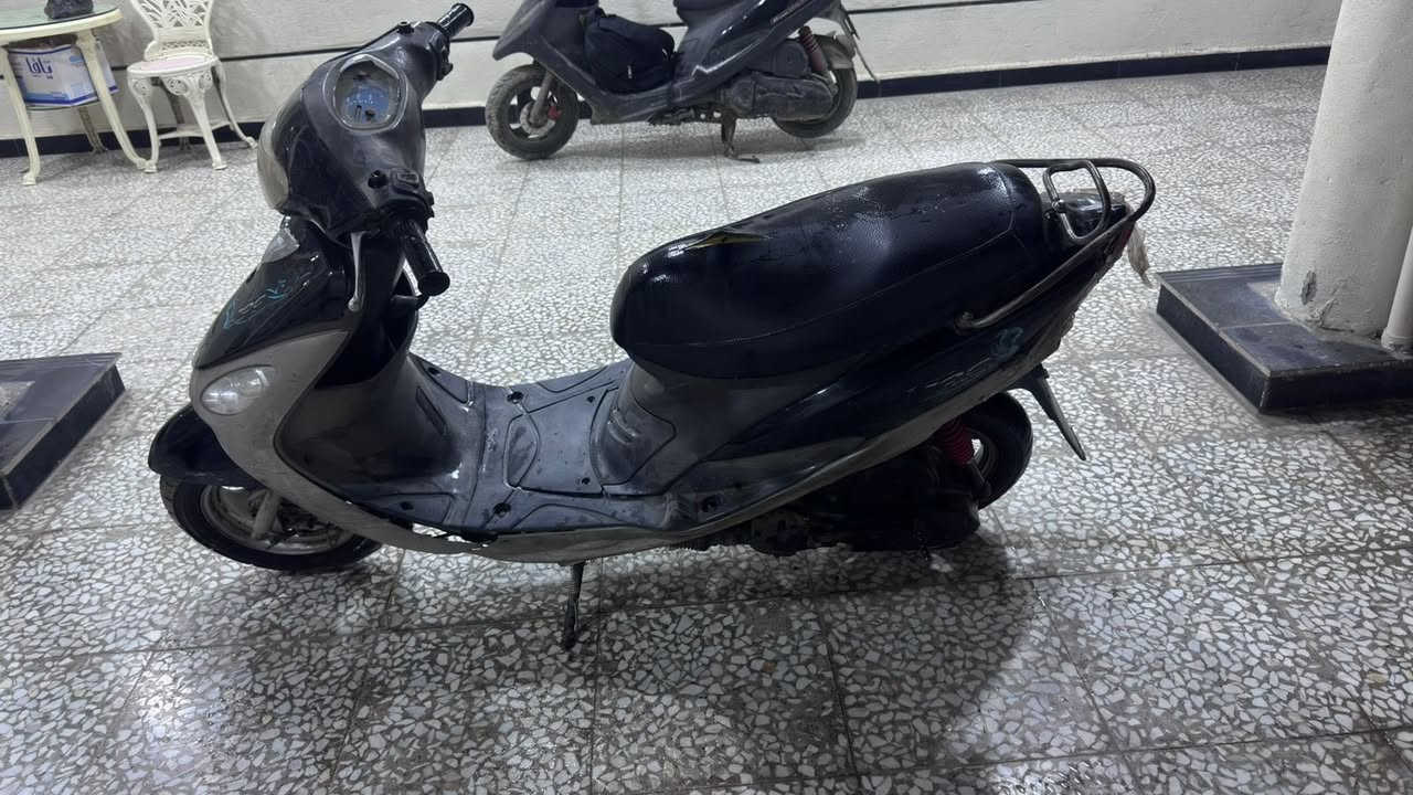 التواصل عند طريق الواتساب *********** دراجة ماكس  السعر 250  ألف مع كابريتر جديد بالباكيت مع الدراجة
