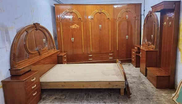 غرفه نوم ام السته طابقين داخل وخارج صاج ضهر جرجوبه خمسه ملم دنك زان عنوانه كوت حي الجهاد شارع النجارين نجارة ومعرض الحجامي الاتصال او مراسلة الصفحه سعره مع الشد والنقل علينه داخل الكوت ***********
