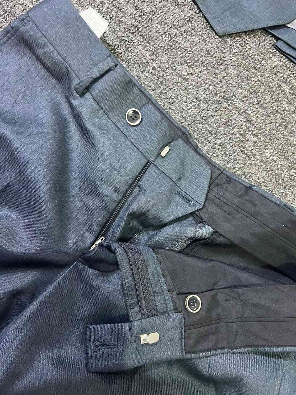 بدلة ايطالية  روعة قماش بارد روعة جديدة غير مستعمل تلبس وزن من ٧٠ وجوة سعر ٨٥ الف


**إذا كنت صاحب هذا الإعلان وتريد حذفه لأي سبب، رجاءا أرسل رسالة إلى الدعم الفني**