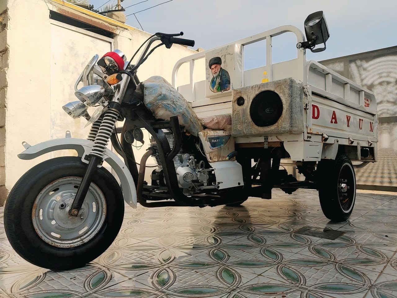 سلام عليكم شباب ستوتة للبيع رقم وسنوية بسمي موديل (20) مكينة علئ سحك ستوني شادة شراي يتصل علئ رقم ***********2 مكاني ناصرية قضاء الصلاح وشراي يدلل
