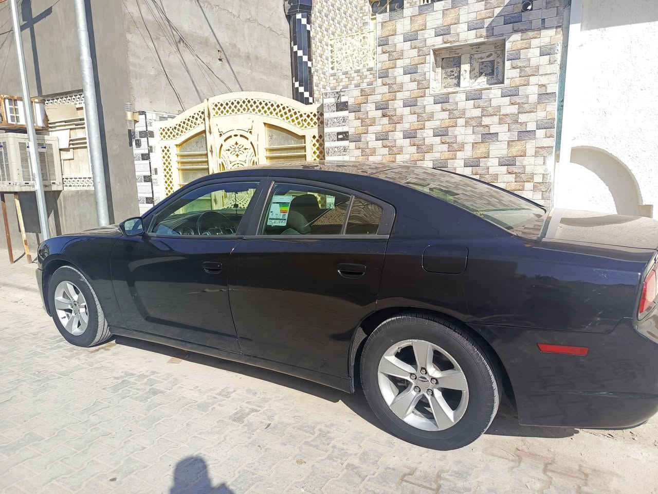 السلام عليكم شباب هذا ب 300,000 بيزوج تايرات بالكرتون والثاني مستخدمات هذا رقمه 
***********
