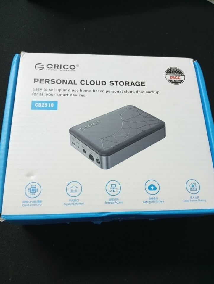 للبيع جهاز ORICO Personal Cloud Storage (Model: CD2510) الأصلي. الجهاز الممتاز لإنشاء سحابة تخزين منزلية خاصة بك (Private Cloud) لنسخ بياناتك وملفاتك احتياطياً والوصول إليها من أي مكان في العالم عبر الإنترنت دون الحاجة لدفع اشتراكات شهرية.

أبرز مميزات الجهاز:

سهل الإعداد والاستخدام: مخصص لعمل نسخ احتياطي تلقائي للبيانات (Automatic Backup) لجميع أجهزتك الذكية (هواتف، تابلت، كمبيوتر).

وصول عن بُعد (Remote Access): يمكنك تصفح ملفاتك، صورك، وفيديوهاتك والوصول إليها من خارج البيت بكل سهولة عبر التطبيق.

مشاركة متعددة المستخدمين (Multi-Person Sharing): يدعم مشاركة التخزين مع أفراد العائلة أو فريق العمل مع الحفاظ على خصوصية مساحة كل مستخدم.

أداء قوي وسريع: يحتوي على معالج رباعي النواة (Quad-core CPU) ومنفذ شبكة فائق السرعة غيغابايت (Gigabit Ethernet Port) لضمان نقل البيانات بسرعة وثبات. أربيل, العراق


**إذا كنت صاحب هذا الإعلان وتريد حذفه لأي سبب، رجاءا أرسل رسالة إلى الدعم الفني**