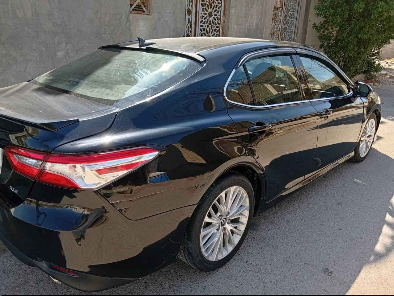 🚨 بيع سريع – كامري 2018 أمريكي XLE أعلى فئة 🚨
ويل كروم أصلي – سيارة فخمة للسفر

🔹 اللون: أسود
🔹 المحرك: 2500 سي سي
🔹 فول مواصفات عدا الفتحة

✨ المميزات:

رادارات وكاميرا خلفية

تشغيل بصمة ودخول ذكي

تحكم بالمقود وكشنات

شاشة وسطية

تايرات جديدة

كروم أصلي

وضع شركة وما تحتاج شي

📌 الملاحظات بأمانة:

حادث سابق (أمريكا)

باب الصندوق مبدل + جاملغ خلفي 

باب البنيد شبر تصليح داخل العراق

📄 بغداد الجديد – السيارة باسمي
🔁 التحويل ثاني يوم

💰 السعر: 16,500$ بيع سريع وقابل للتفاوض

📍 الأنبار / الفلوجة
📞 ***********

🚘 جاهزة للفحص على أي مكان
