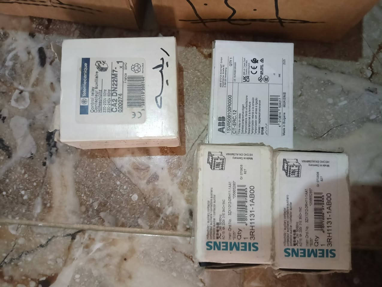 للبيع
كما بالصور 
كونتاكتور abb a95
كونتاكتور abb a110
2كونتاكتور سيمنز 
كونتاكتور ريلاى شنايدر 
تايمر abb
مطلوب 6000 نهائى


**إذا كنت صاحب هذا الإعلان وتريد حذفه لأي سبب، رجاءا أرسل رسالة إلى الدعم الفني**