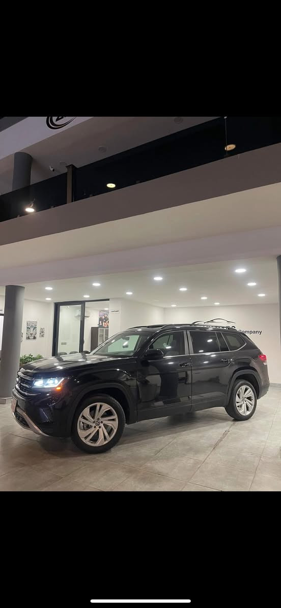 اطلس موديل 2023 مواصفات se محرك 6 سلندر تنفس طبيعي  ضرر السياره بيها طخات مصبوغه حزام بدون شاصي شرط منزل رقم شاصي بالمنشور عدد 7 راكب مقاعد ViP سياره ماشيه 12 الف فقط شرط الترقيم …

عنوان / دهوك / *********** / واتساب 

السعر / 175 $
