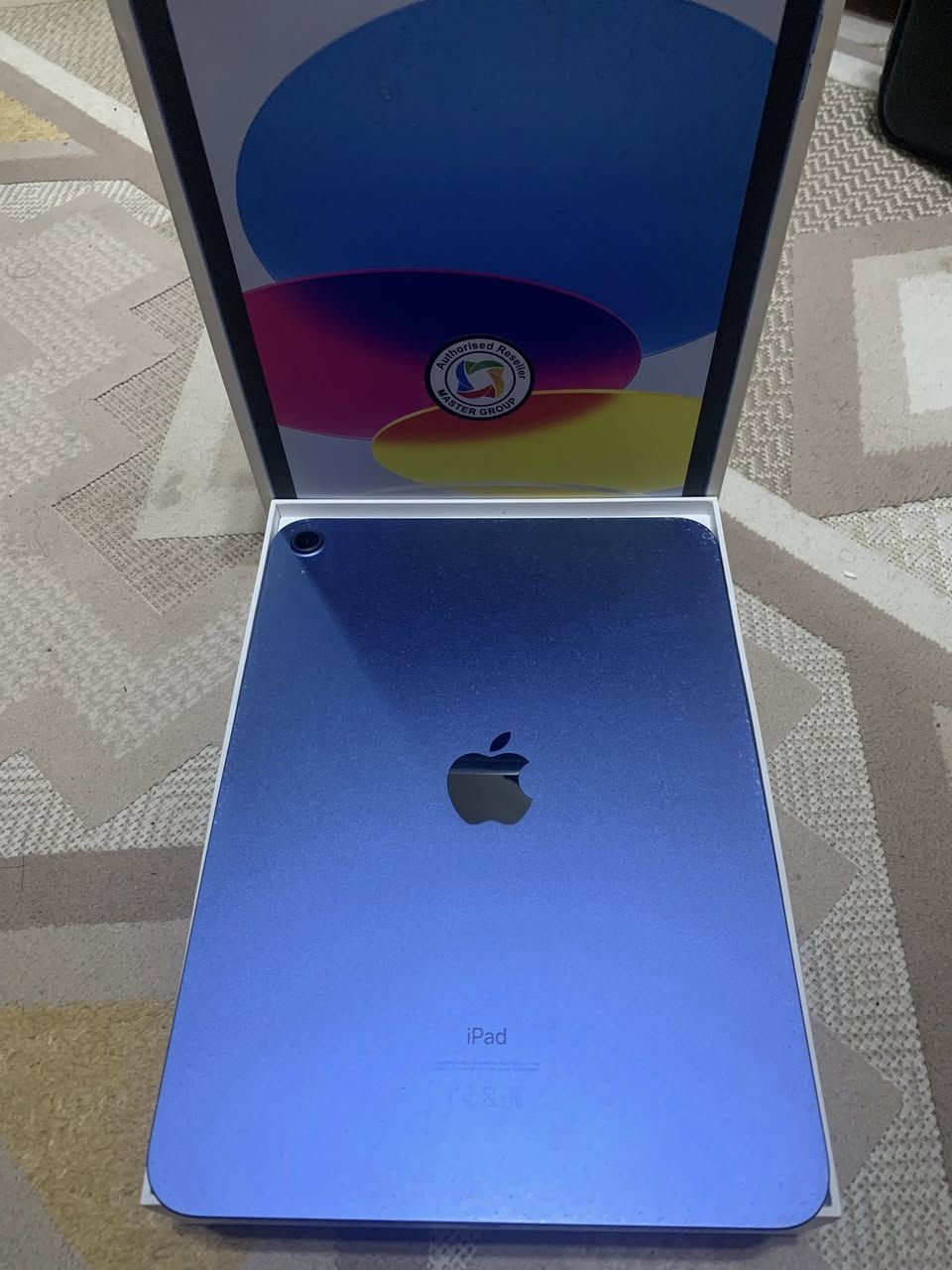 السلام عليكم ايباد 10 ذاكره 64
السعر 400 قفل الجهاز نضيف جدا

مكاني بغداد الدورة ***********
