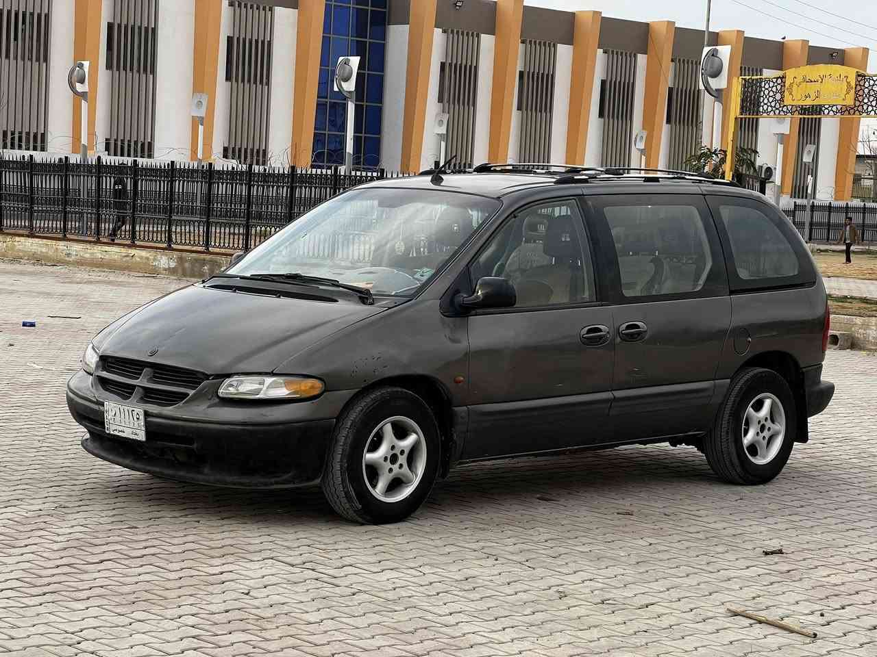 دوج موديل 97 رقم بغداد مشروع وطني لل28 تحويل مباشر السياره جاهزه وشغاله كير شرط محرك خيط تبخير بعدها ع البلاد كلشي يشتغل
 بيع مراوس السعر 38 عنوان الاسحاقي
*********** اتصال واتساب
