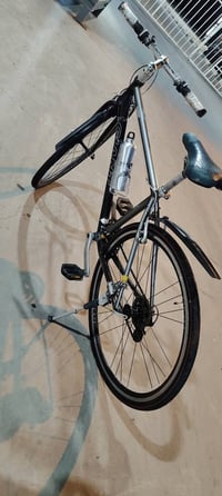 الحجم 26 ...c700 نمر.. الهيكل الامنيوم .. مبدله بطيخه جديده 0772584214...