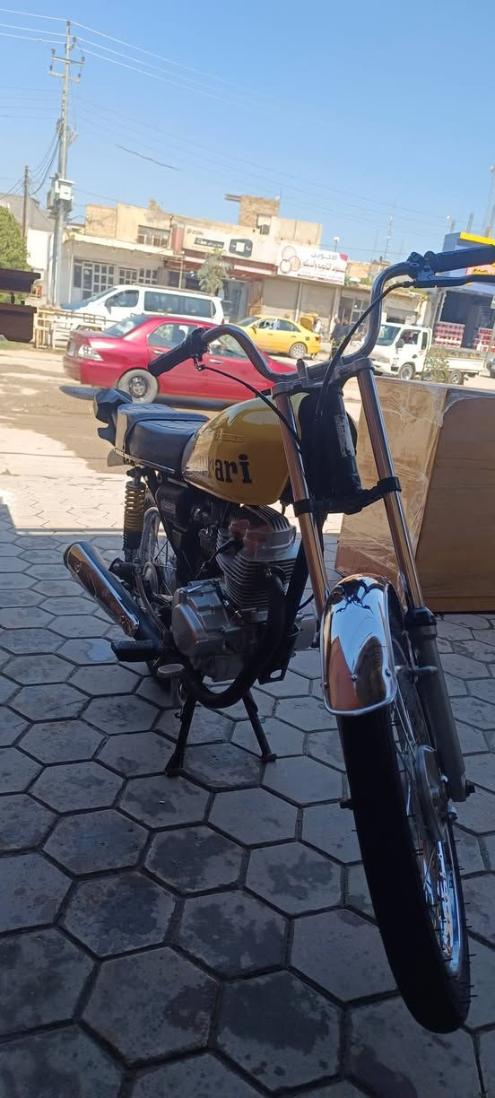 🔥 دراجة للبيع  🔥
دراجة بحالة ممتازة 👌
✔️ تعمير جديد
✔️ محرك (نامة) جديد
✔️ شاصي ارشه
✔️ أوراق كاملة
✨ نظيفة جداً – خير من الله وشوفة عينك
📍 المكان: واسط / الصويرة
📞 للتواصل: ***********
