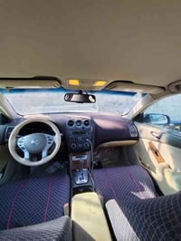 بۆ فرۆشتن نیسان ئالتیما مۆدێل2008 گێر تۆماتیک . دەبل گێر . ناوزەرد . چ...