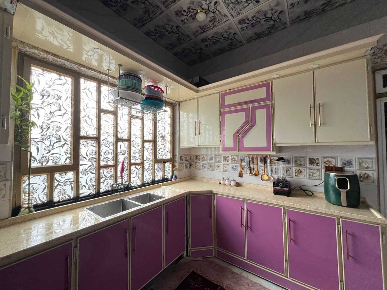 السلام عليكم ورحمة الله وبركاته 
مكلف بالنشر اتصل على الرقم 
***********
