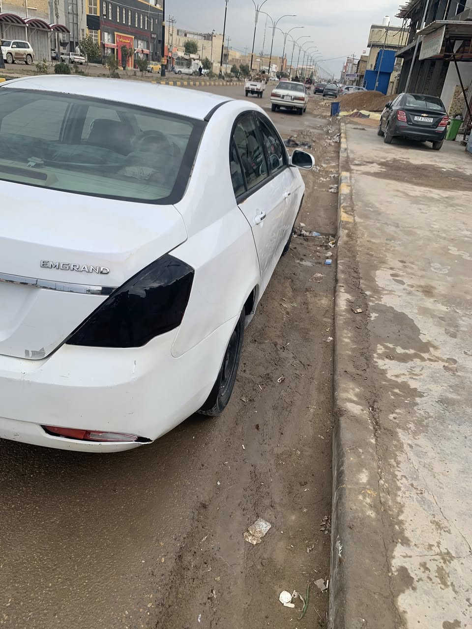 السلام عليكم    
ام گراند2013رقم واسط سنوية ل27 هزة جديدة تحويل مباشر بدون ضربة فقط لگاط خياسات في داير الجاملغات محرك وكير كورلا نضيف تبريد شغال فتحة شغالة سيارة جاهزة  
سعر البيع  43 ورقة   
اتصال ***********
