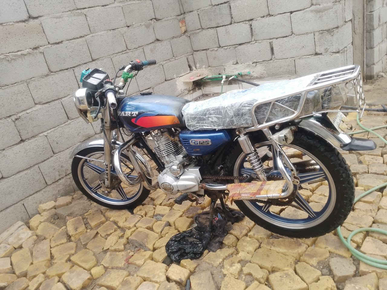 سلام عليكم دراجه للبيع بارت موديل ٢٠٢٠اوراق ستنساخ تواير جيس ثنينهن دراجه نضيفه محرك  بس بتسم ولفات قبل ثلاث سنوات نعمه دراجه لا تبخر ولا تنقص ولا نضيح دهن محرك نضيف دبلات اشاير كلشي شغال مكاني ناصريه اصلاح سعرها ٦٠٠وبيها مجال شراي تفضل خاص مو شراي لا تراسل وهاذه رقمي ***********
