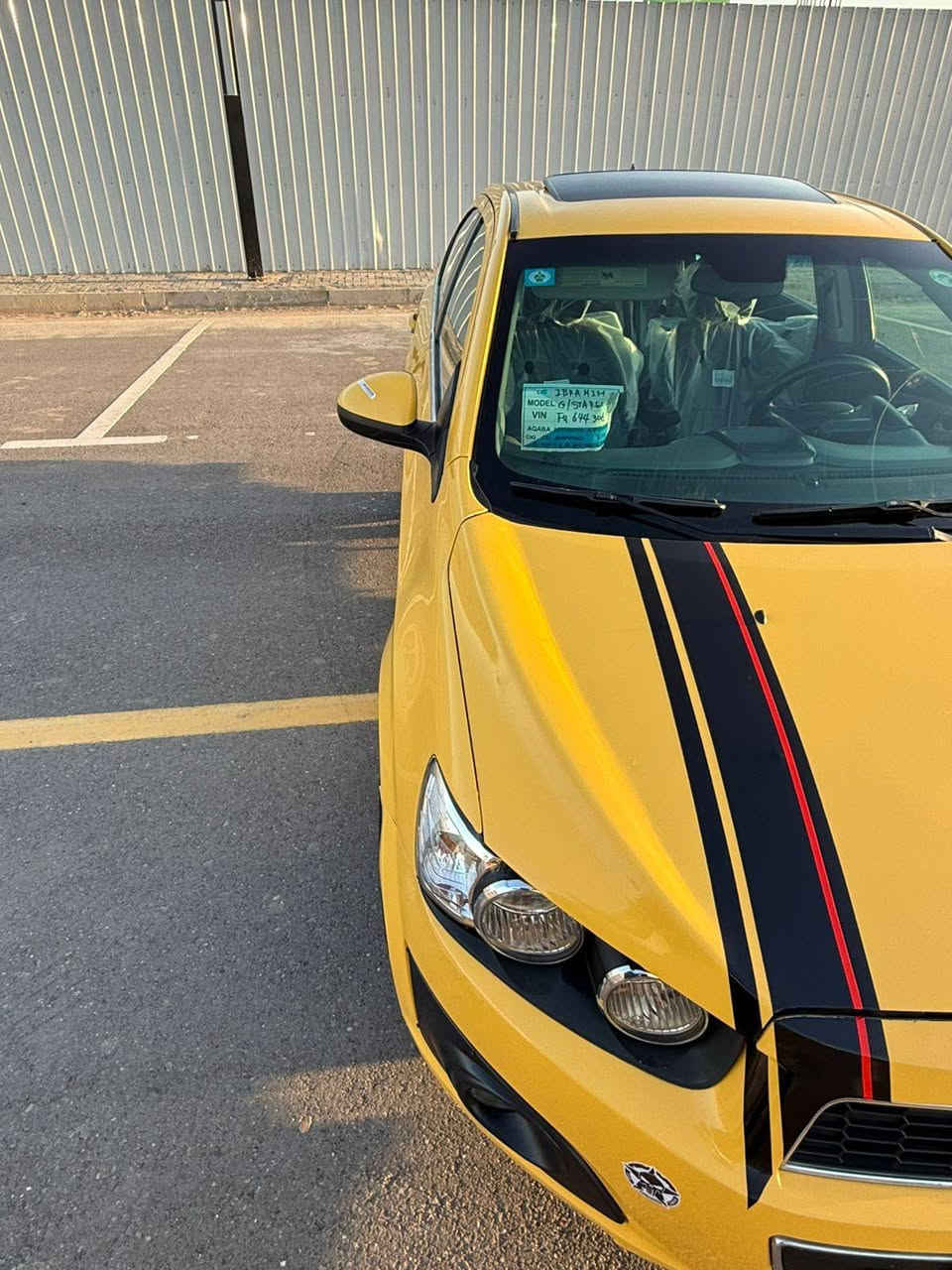 السلام عليكم (شوفرليت)سونك وارد امريكي(2014) محرك (1800) المرغوب كير اوتماتيك رقم نكليزي تحويل ثاني يوم رقم جديد وهزه جديده ومصفره بحث وهيئه وغرمات  السياره كير ومحرك  وكهرباء خير من الله بدون نقص  صدر امامي خلفي جديد تخم تاير جديد باتري جديد شاشه بلاديه تحكمات ستيرن السياره بوجك الشارع سعرها (67)وبيها مجال بسيط التصال (***********)
(***********) مكاني بغداد بغداد, العراق
