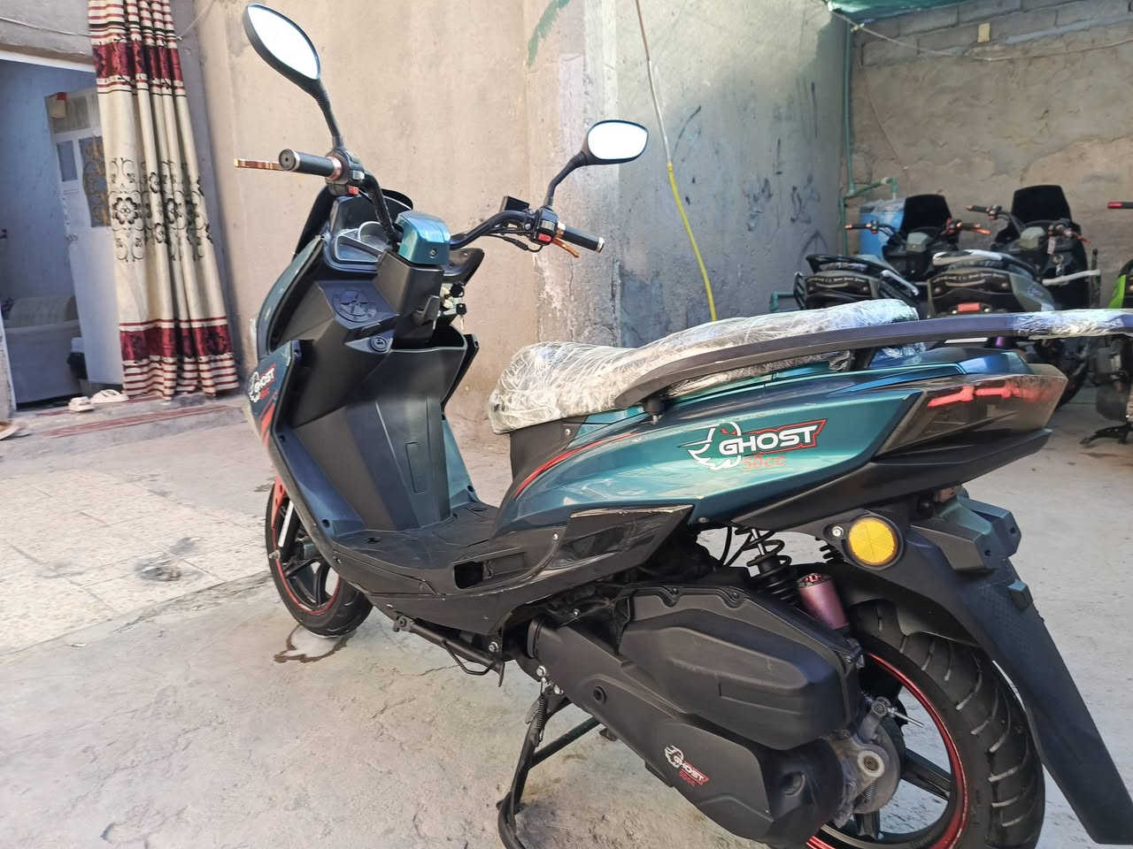 دراجه صيني موديل 2024 محرك 150ccمفتوح ولفات فقط الباقي مكفول الدراجه بيهه شلعه قويه ومعدل كهربائيات كلهه شغالة لايت عالي ناصي بريگ امامي خلفي
مكاني ناصريه الأسكان الصناعي 
السعر 400وبيها مجال قليل


**إذا كنت صاحب هذا الإعلان وتريد حذفه لأي سبب، رجاءا أرسل رسالة إلى الدعم الفني**