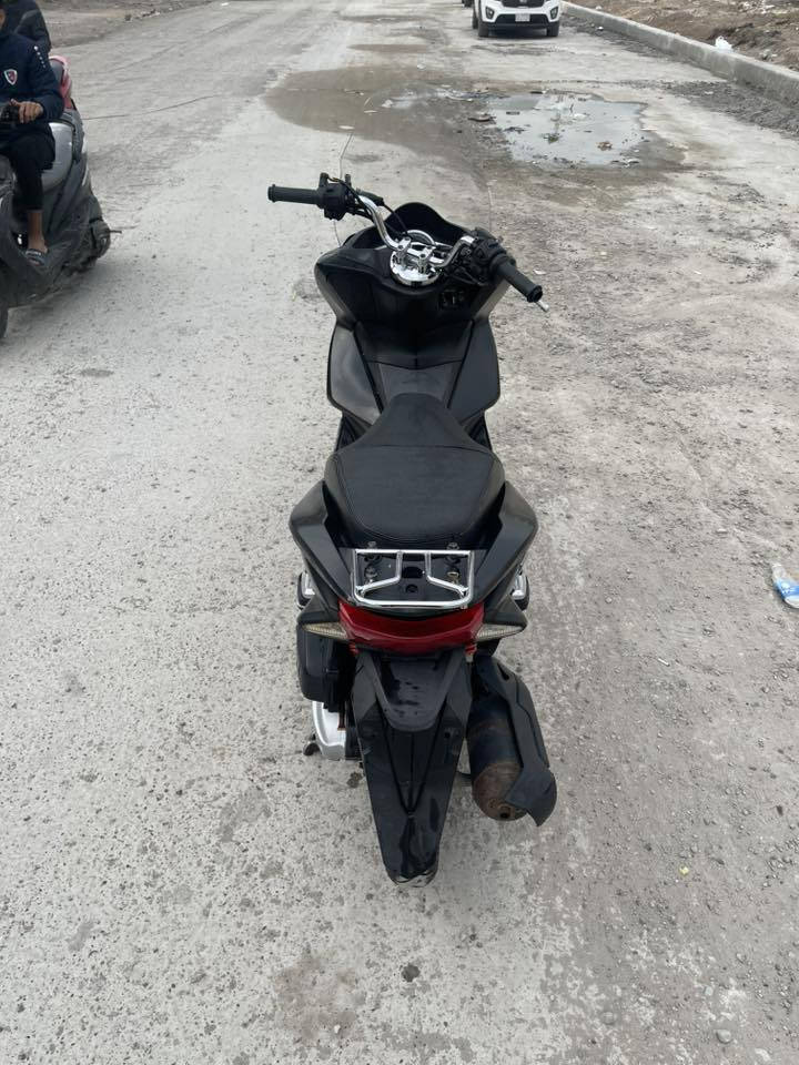 سلام عليكم بي سي اكس جيل ثاني مكفوله جديده سعر 1450رقم ***********
