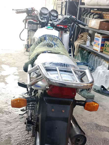 كل موضح بصور فيديو نضافه كداكم
دايون كلك موديل 23 س675 وبيه مجال 
‏‪0772 794 2683‬‏ فقط تصال موشراي لا تصل
