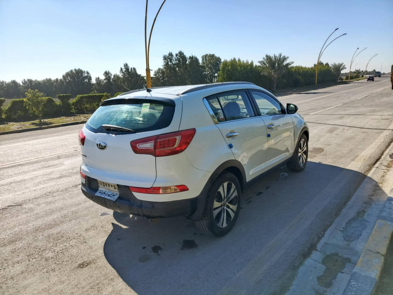 السلام عليكم سبورتج ١٤ رقم شمالي سليمانيه سنويه ماصاقطه مداور او وكاله حاظر مكينه ٢٠٠٠ دوش سياره نظيفه وجاهزه بدون اي نقص تخم تاير جديد  تبريد تدفئه شاشه كامره حساسات خلفيه مري شفط مال حناي السياره ترايك وين متريد استفسار ***********
