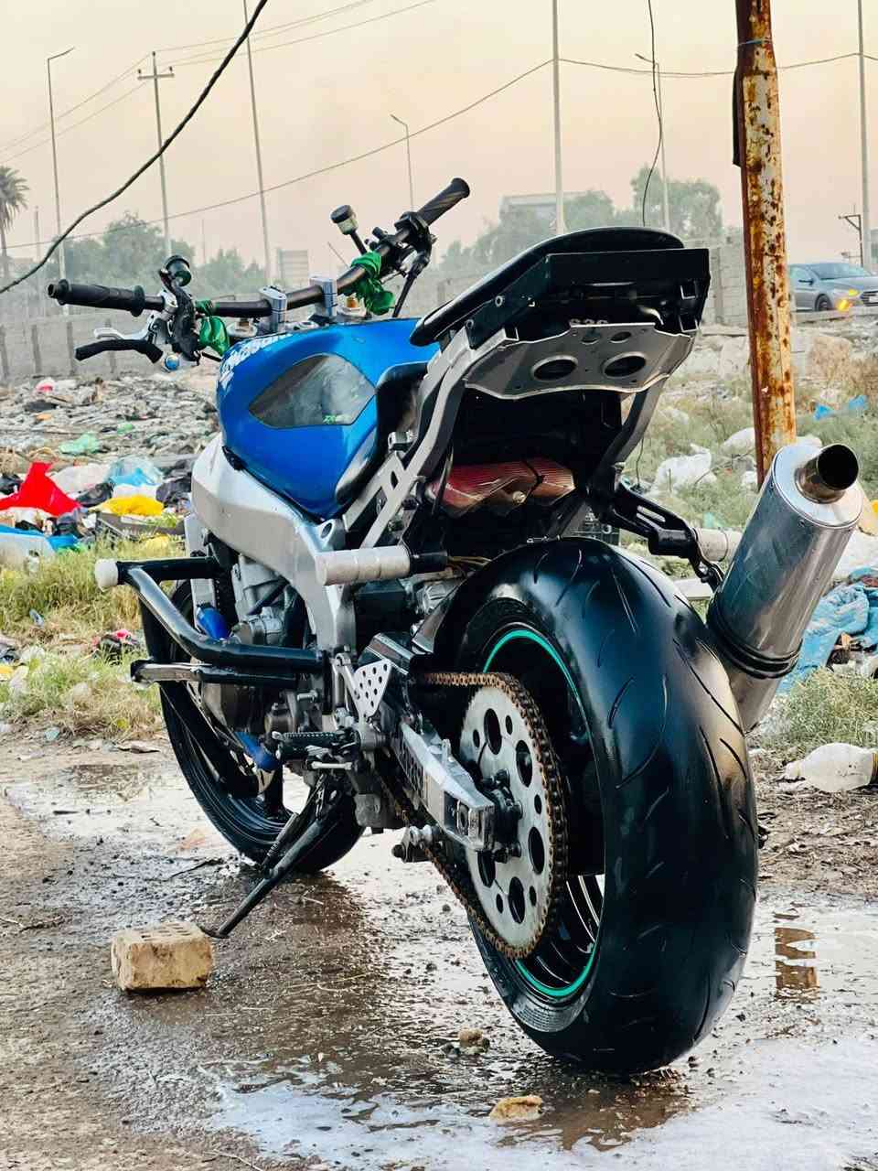 السلام عليكم كاوسكي 636 2004 دراجة نظيفة عوزها نواقص بسيطة مكينة  مكفولة  دراجة متروكة وما فارغيلها سعرها ((18)) وبيها مجال جدا بسيط رقمي *********** مكاني الزعفراية
